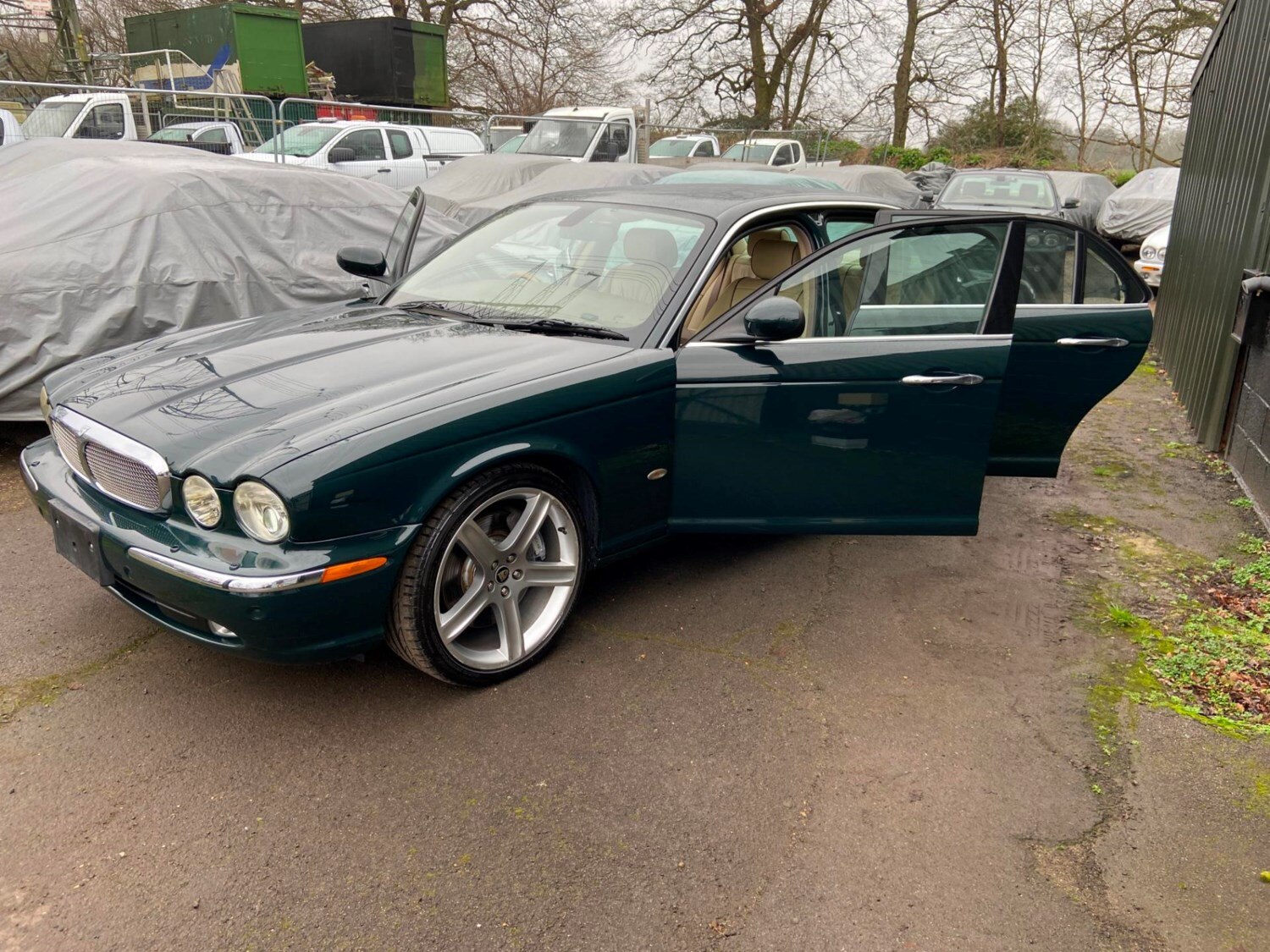 Classic Jaguar Xj Series Cars For Sale CCFS