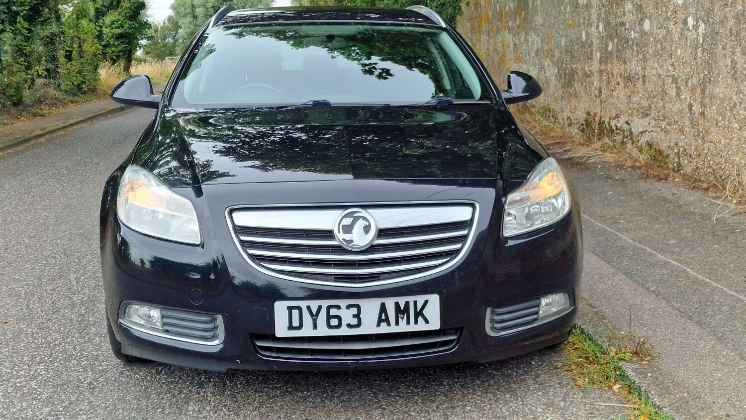 Used Vauxhall Insignia 2013 for sale - 76974452: Photo 2