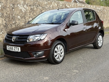 Used Dacia Sandero 2016 for sale - 78489161: Photo