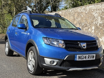 Used Dacia Sandero Stepway 2014 for sale - 78316934: Photo