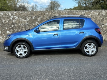 Used Dacia Sandero Stepway 2014 for sale - 78316934: Photo