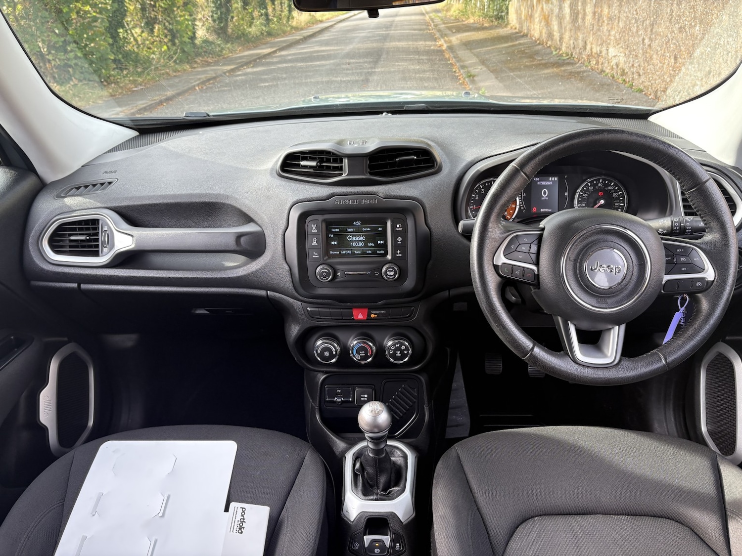 Used Jeep Renegade 2015 for sale - 76559991: Photo 4