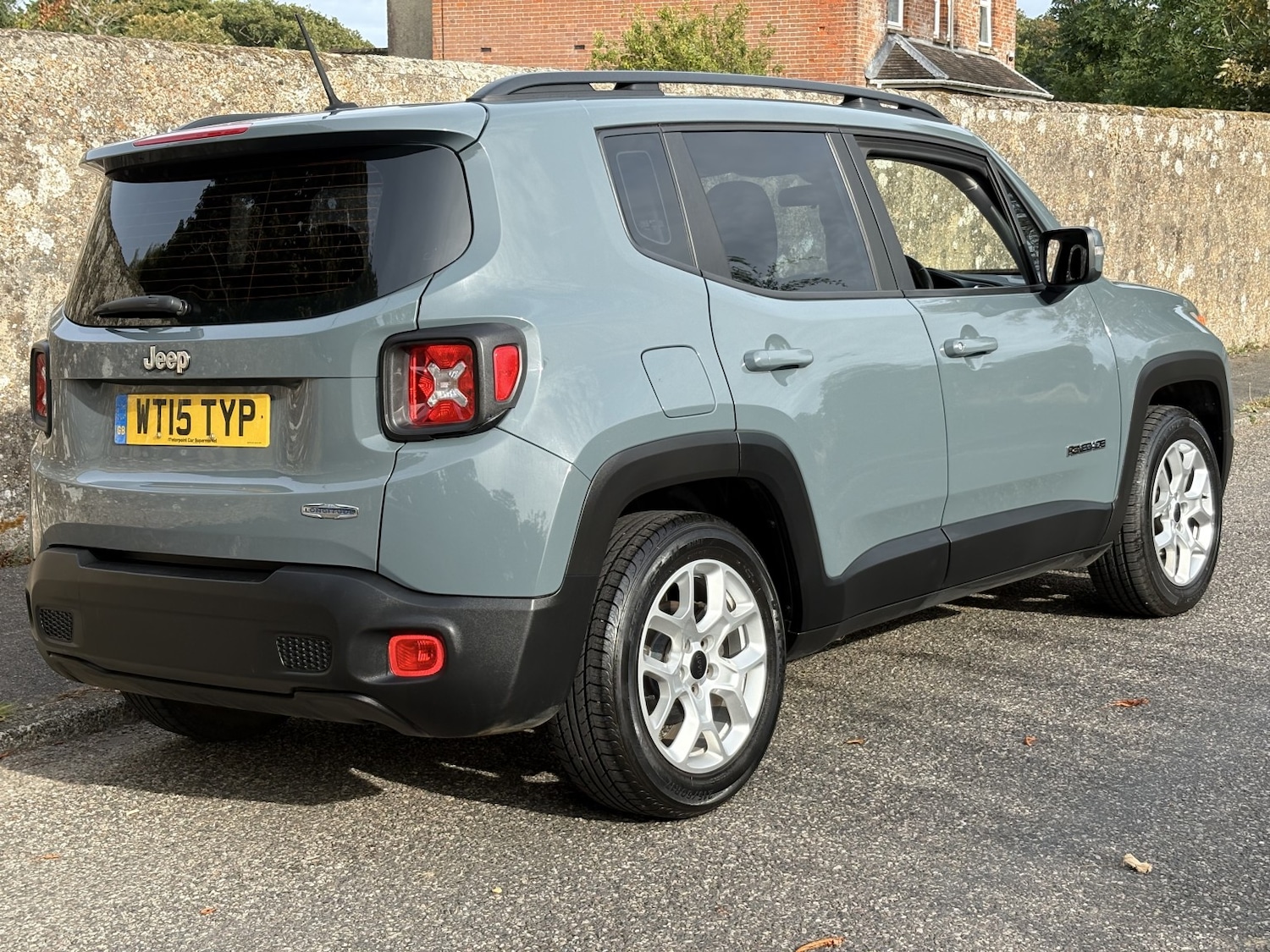 Used Jeep Renegade 2015 for sale - 76559991: Photo 5
