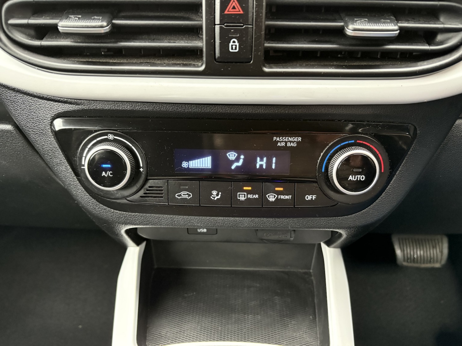 Used Hyundai i10 2022 for sale - 76164538: Photo 15