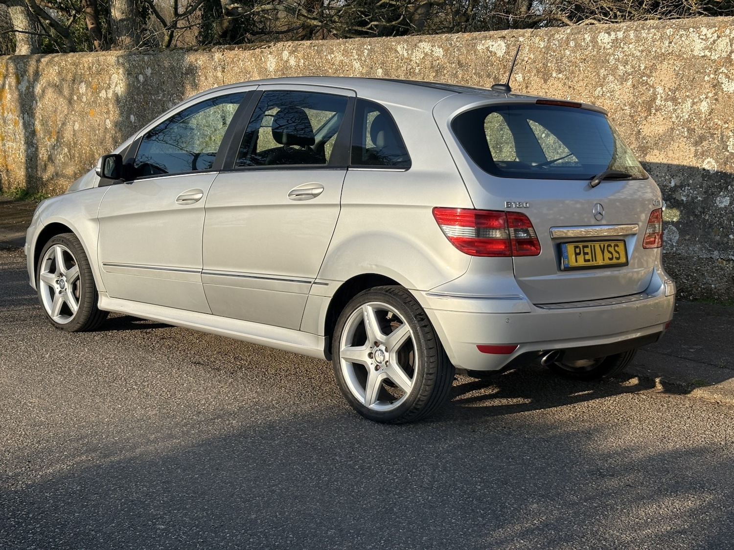 Used Mercedes-Benz B Class 2011 for sale - 77749941: Photo 11