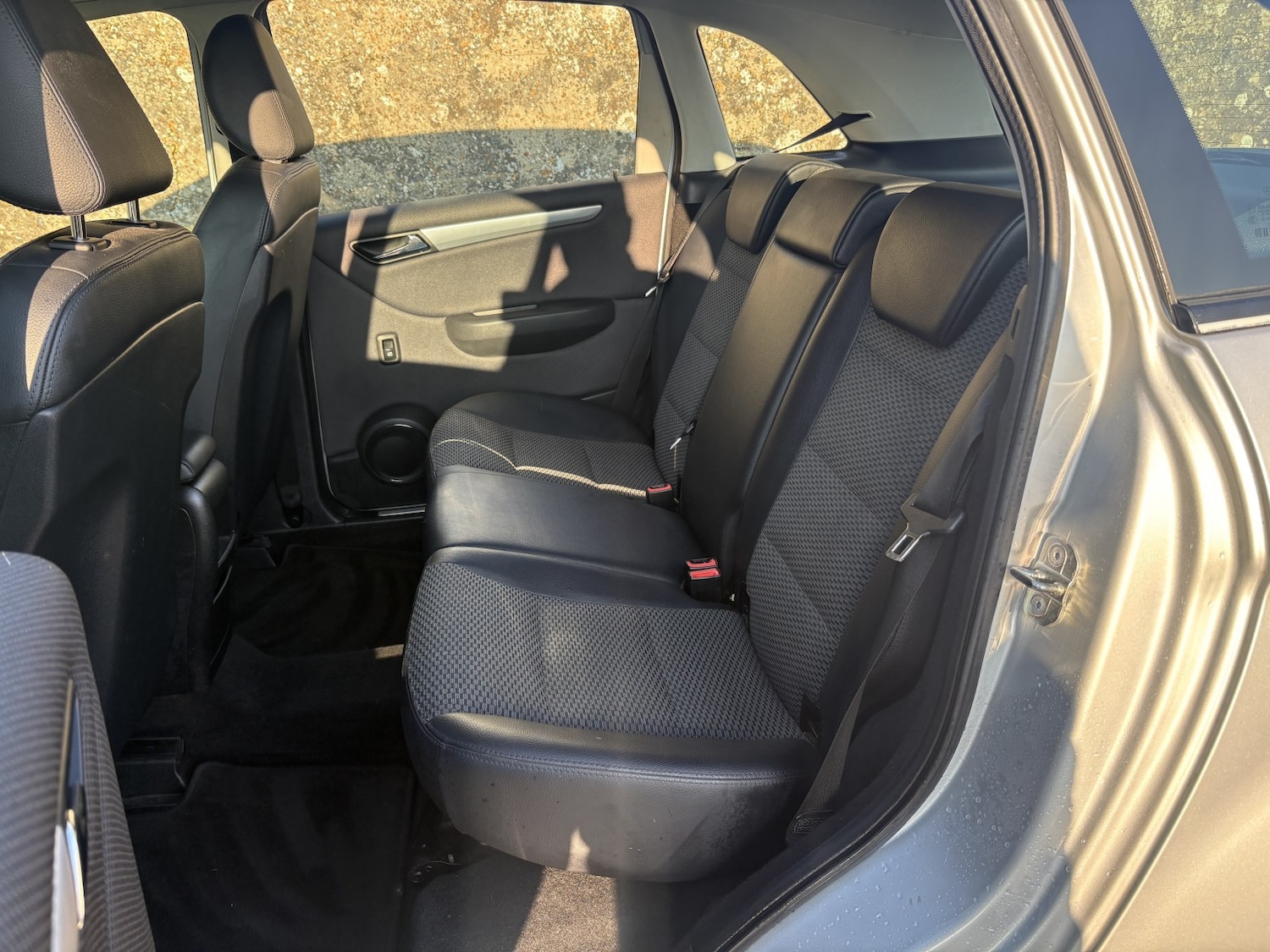 Used Mercedes-Benz B Class 2011 for sale - 77749941: Photo 16