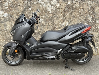 Used Yamaha XMAX 125 2022 for sale - bike-78646843: Photo