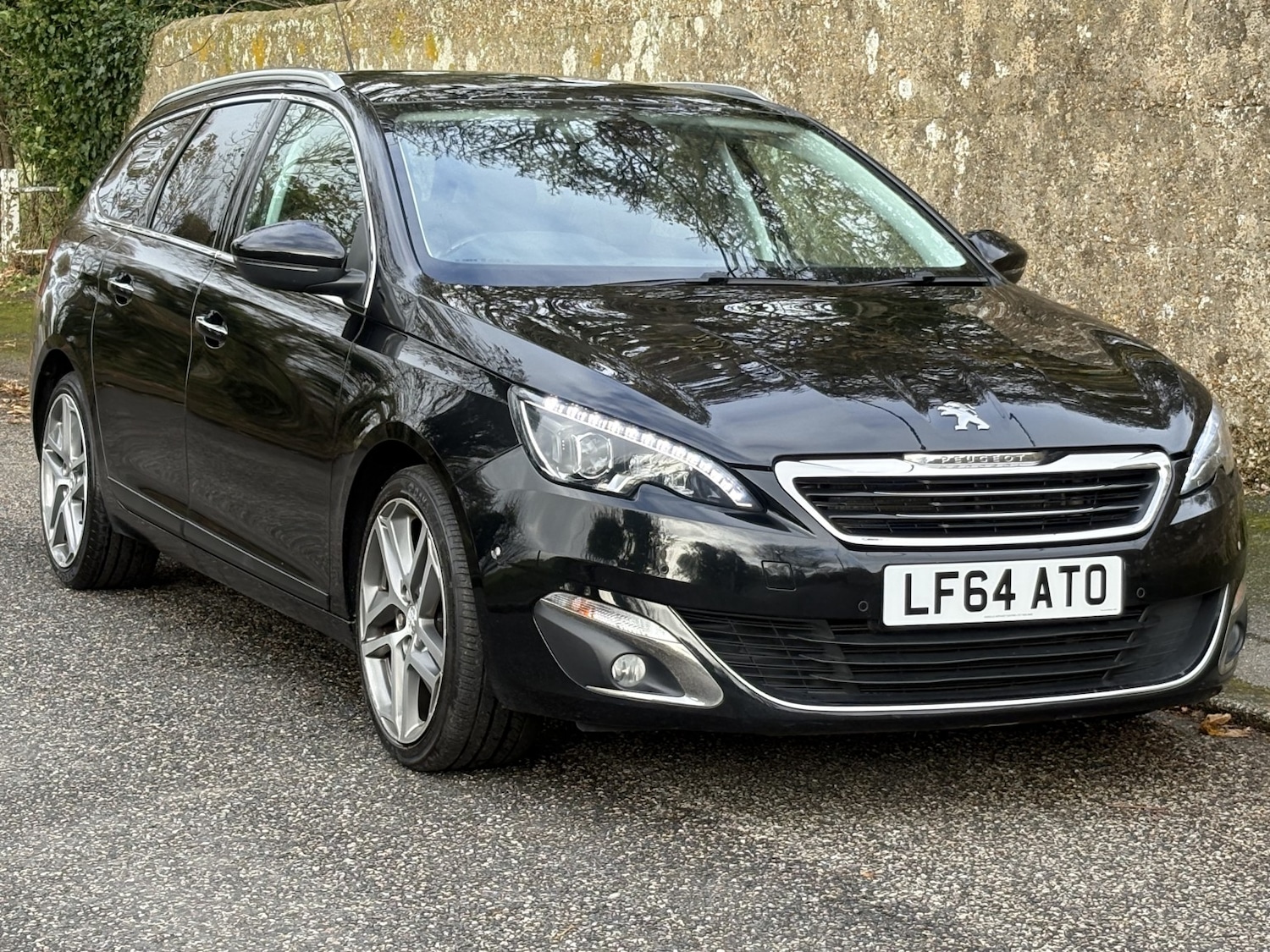 Used Peugeot 308 SW 2014 for sale - 76455394: Photo 1