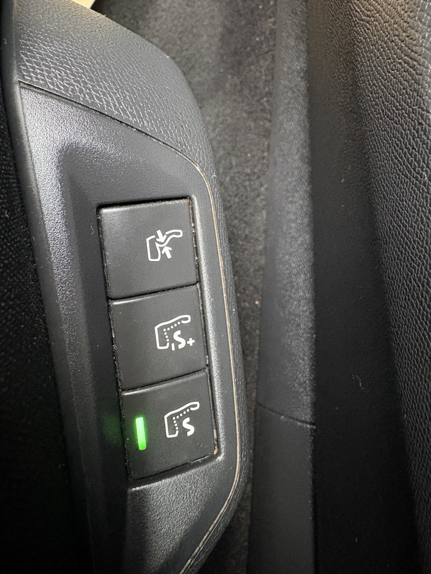 Used Peugeot 308 SW 2014 for sale - 76455394: Photo 19