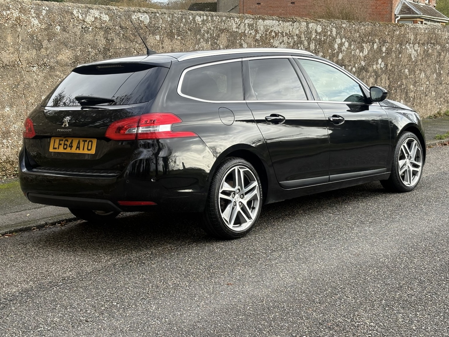 Used Peugeot 308 SW 2014 for sale - 76455394: Photo 2