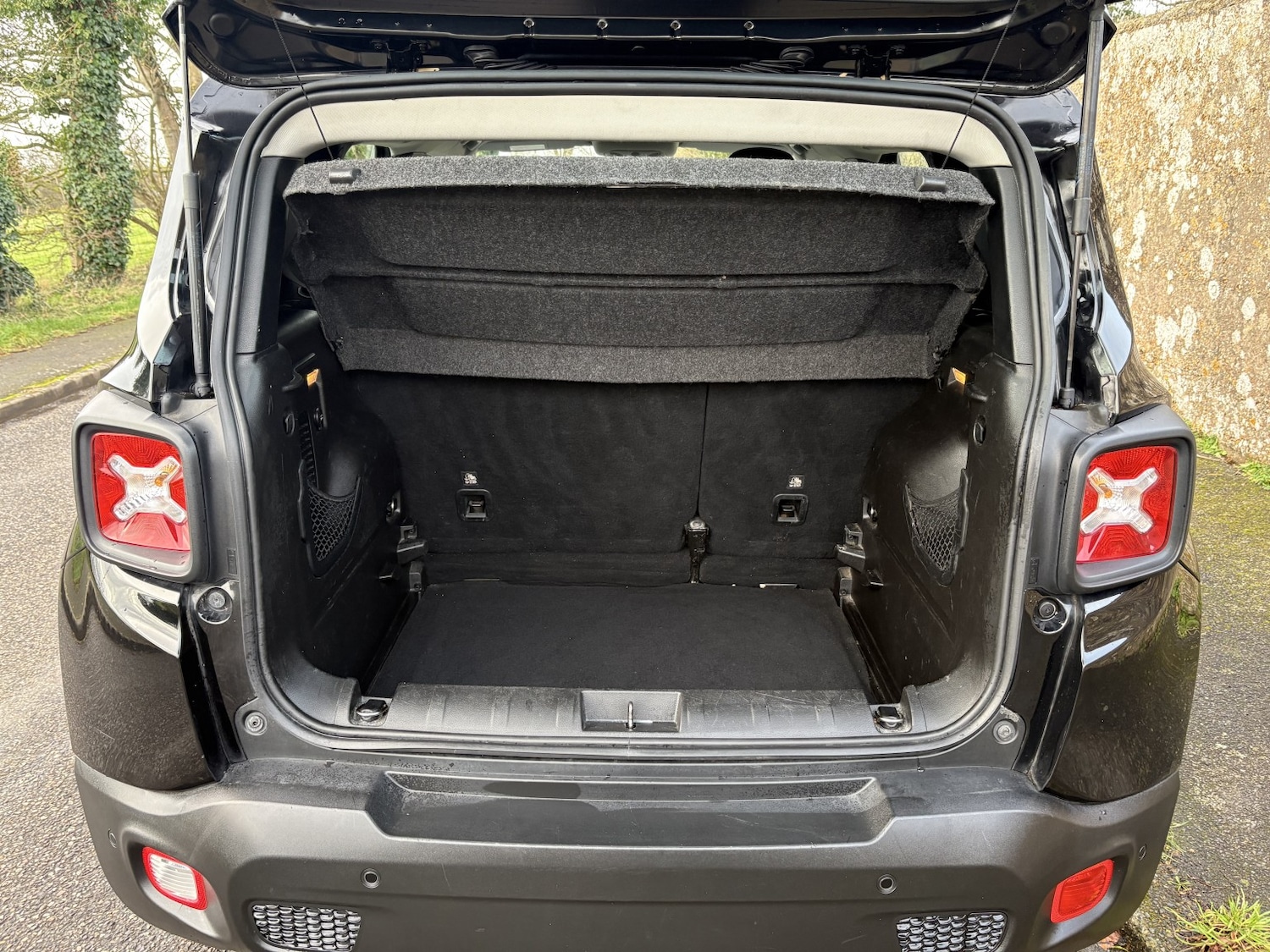 Used Jeep Renegade 2018 for sale - 77385309: Photo 12