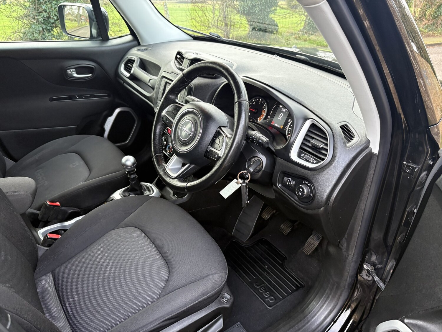 Used Jeep Renegade 2018 for sale - 77385309: Photo 16