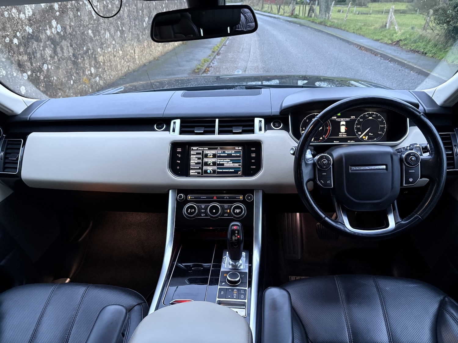 Used Land Rover Range Rover Sport 2014 for sale - 76863860: Photo 9