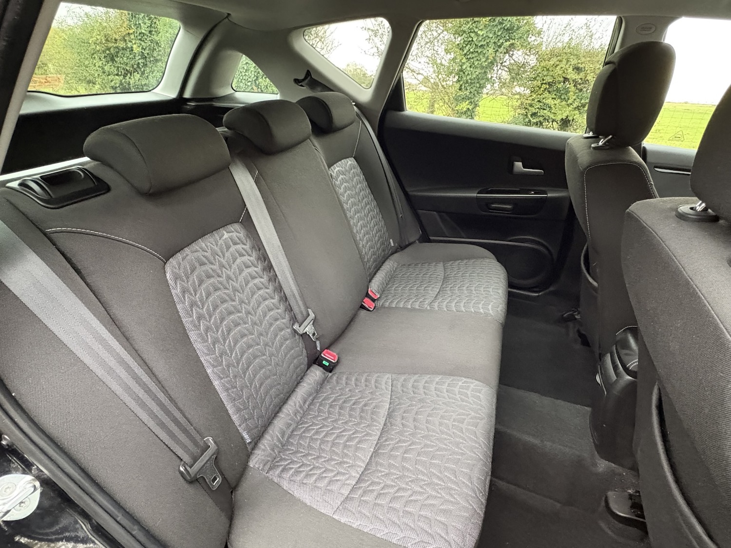 Used Kia Ceed 2011 for sale - 76482973: Photo 16