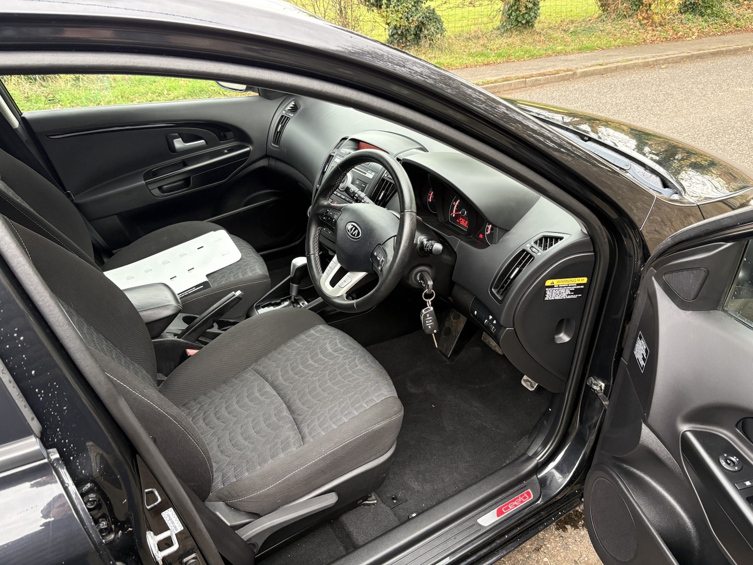 Used Kia Ceed 2011 for sale - 76482973: Photo 8