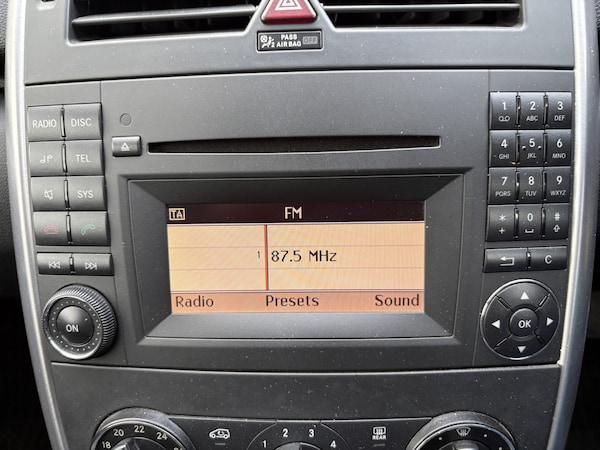 Used Mercedes-Benz A-Class 2009 for sale - 76257685: Photo 12