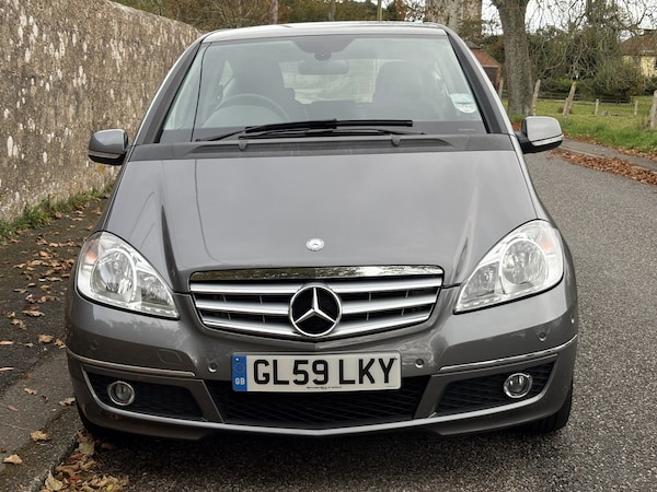 Used Mercedes-Benz A-Class 2009 for sale - 76257685: Photo 2