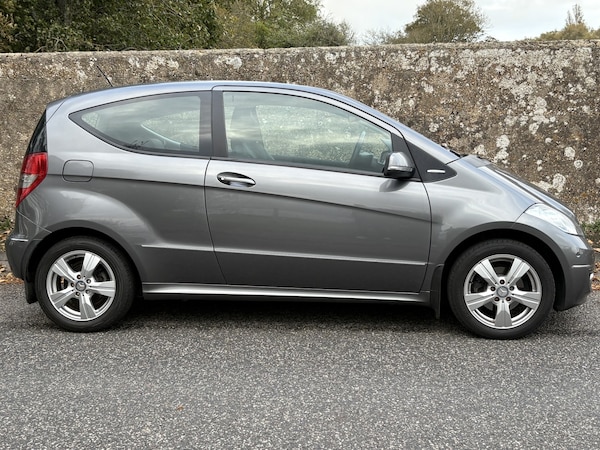 Used Mercedes-Benz A-Class 2009 for sale - 76257685: Photo 8