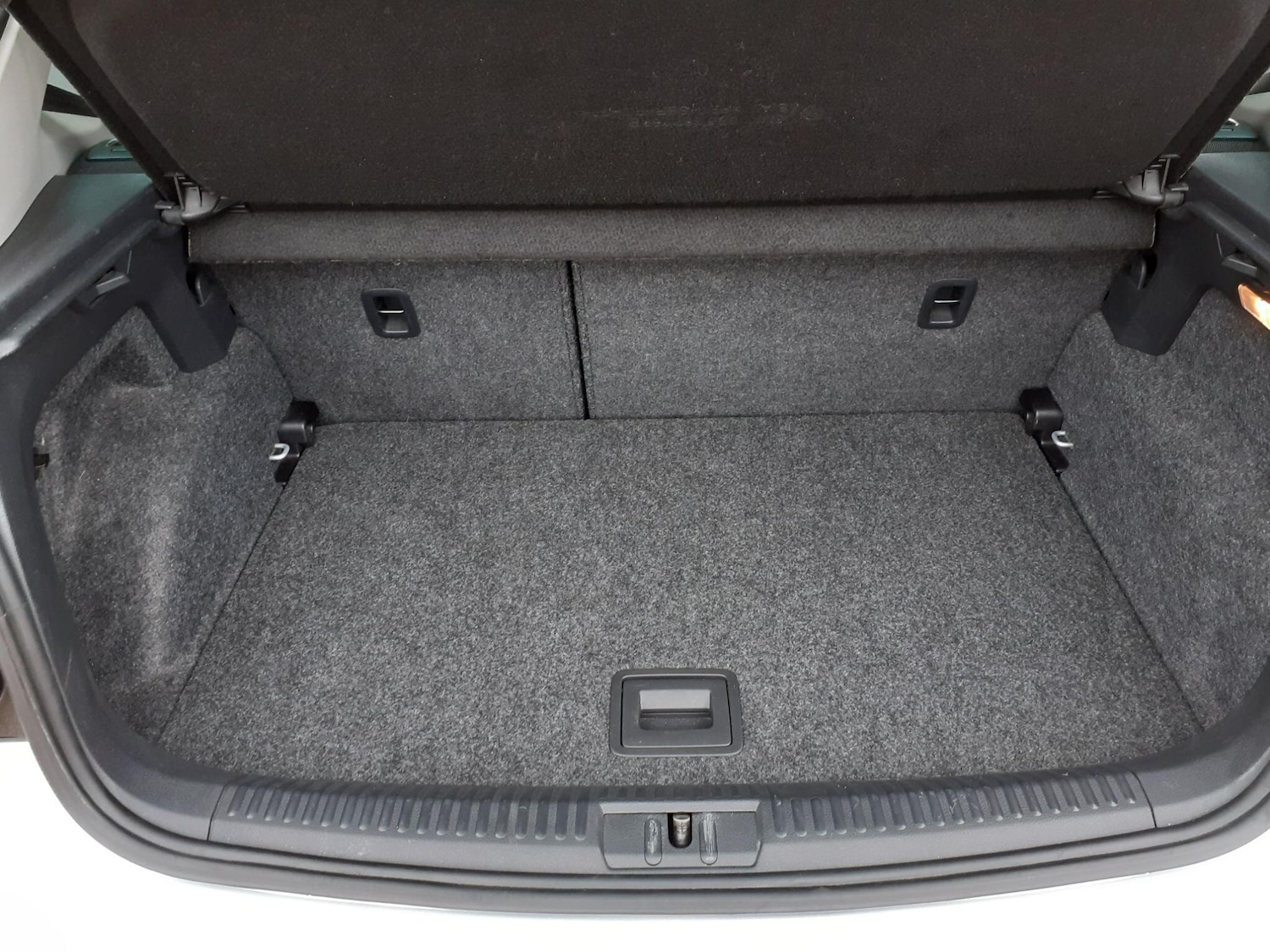 Used Volkswagen Polo 2011 for sale - 76260225: Photo 10