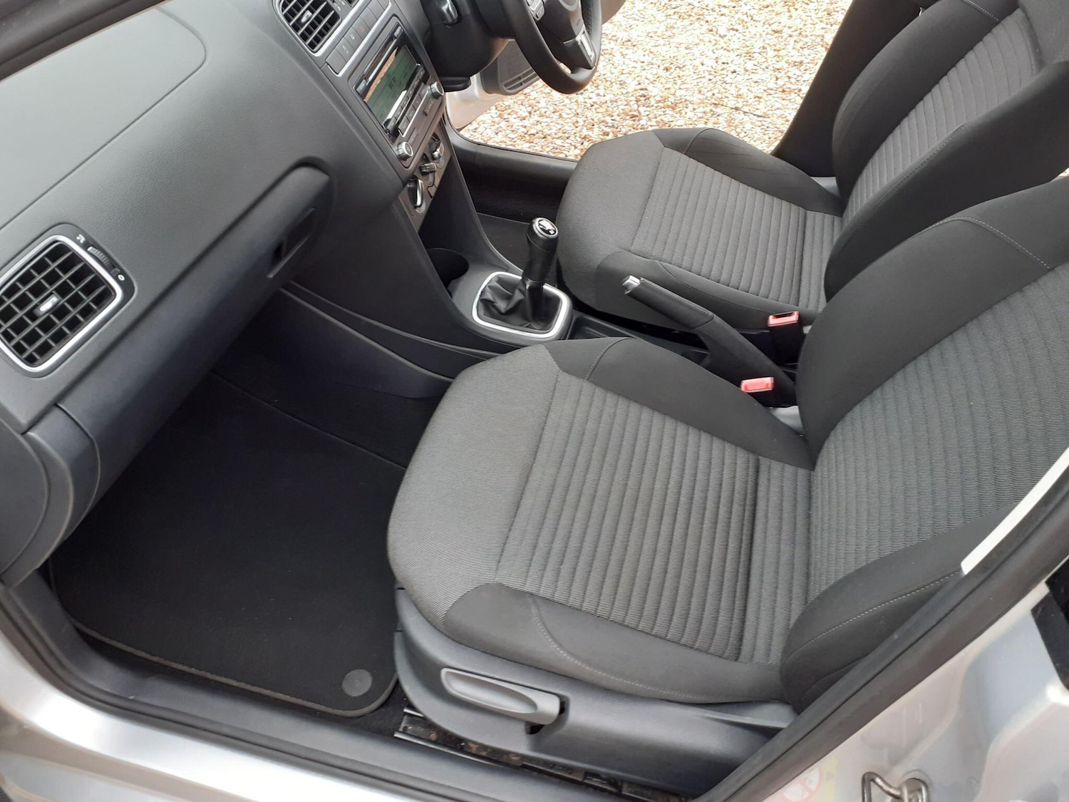 Used Volkswagen Polo 2011 for sale - 76260225: Photo 14