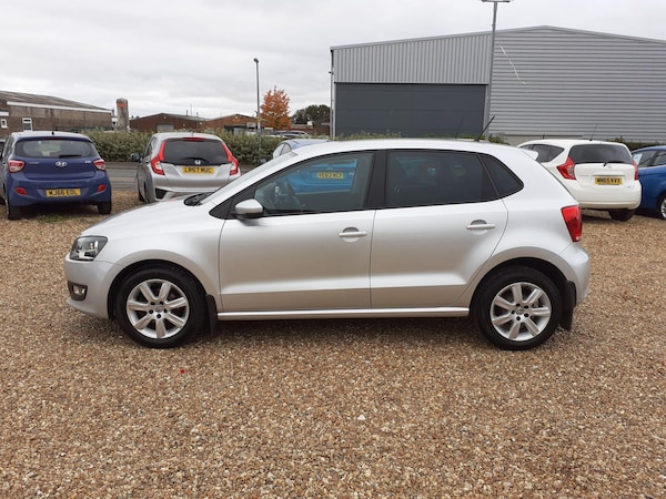 Used Volkswagen Polo 2011 for sale - 76260225: Photo 4