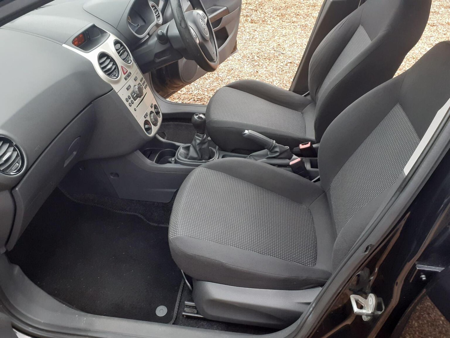 Used Vauxhall Corsa 2010 for sale - 77409508: Photo 13