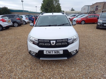 Used Dacia Sandero Stepway 2017 for sale - 79224498: Photo