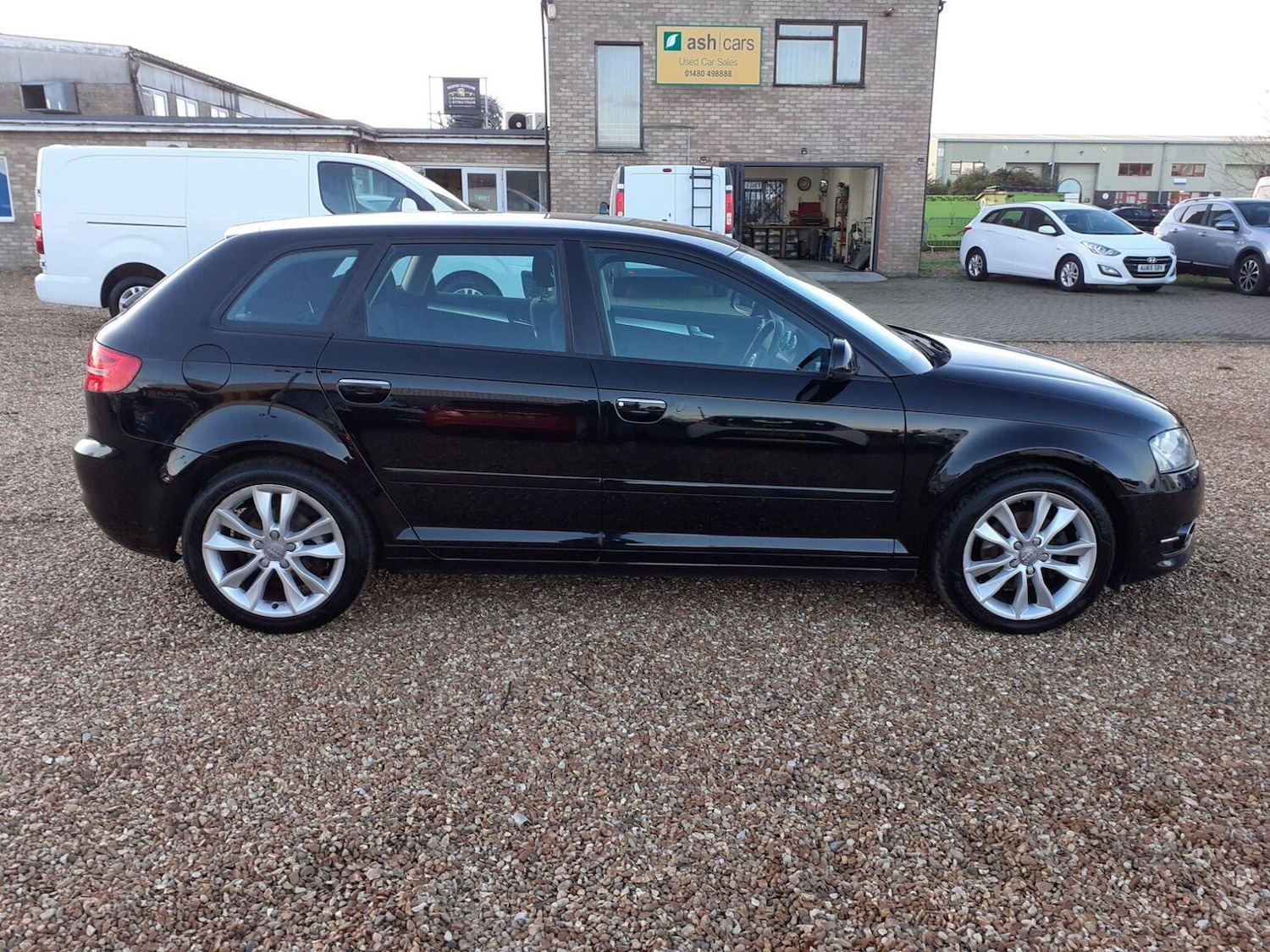 Used Audi A3 2011 for sale - 76945675: Photo 8