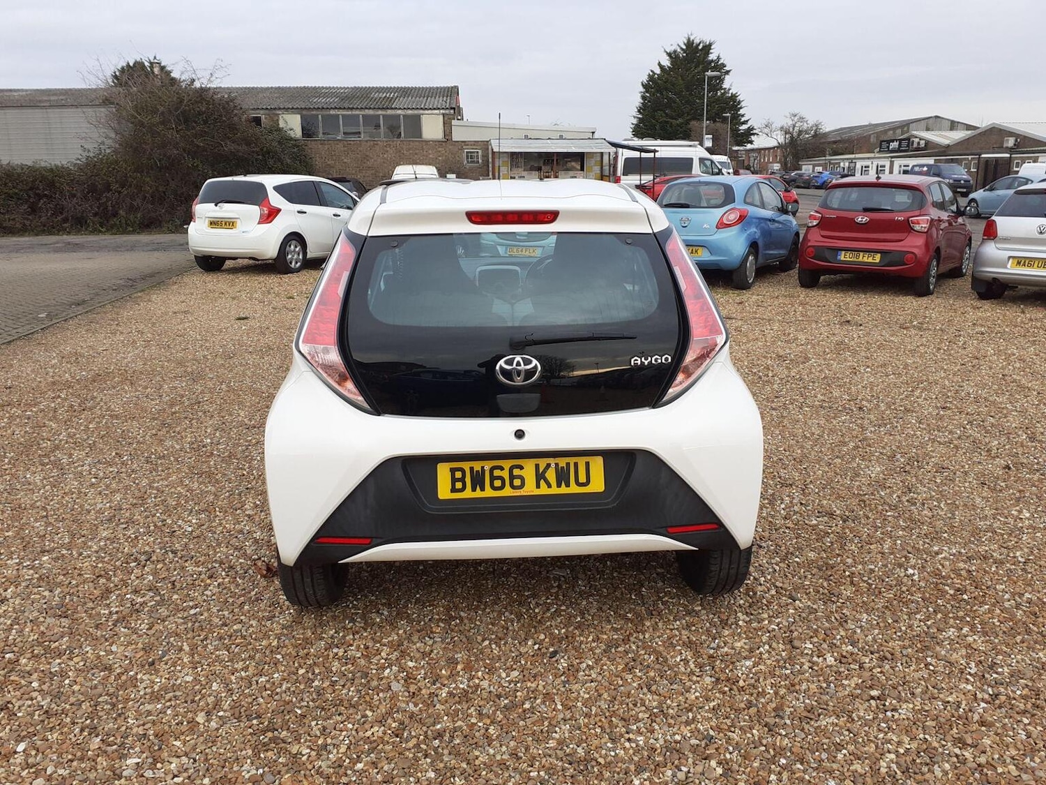 Used Toyota AYGO 2017 for sale - 76945662: Photo 6