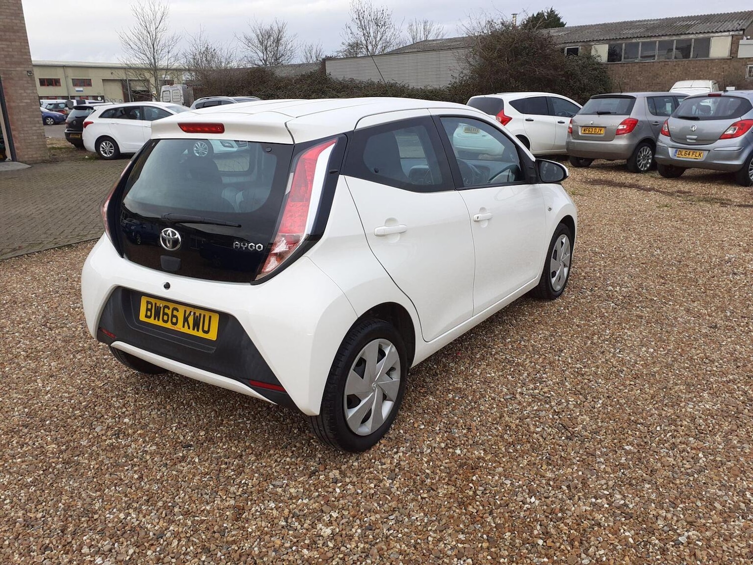 Used Toyota AYGO 2017 for sale - 76945662: Photo 7