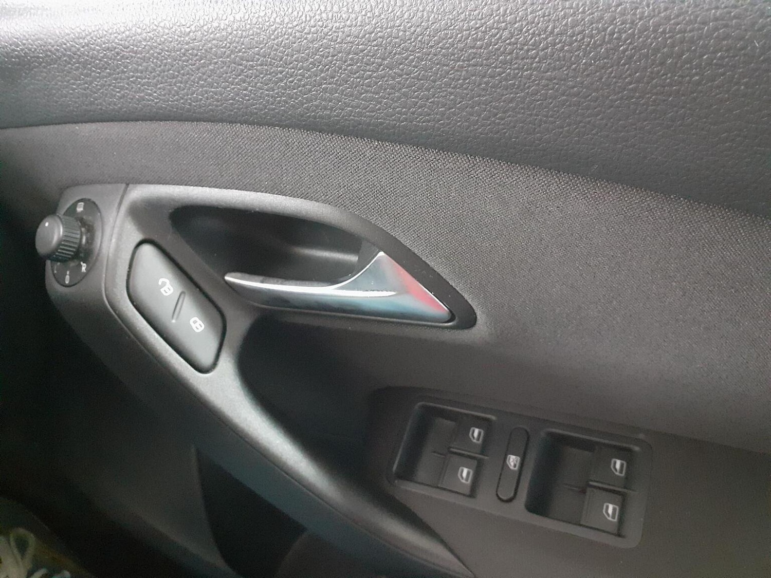 Used Volkswagen Polo 2011 for sale - 76945677: Photo 21