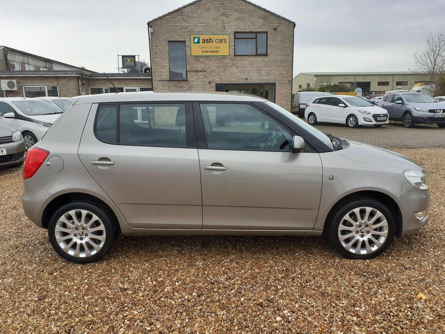 Used Skoda Fabia 2013 for sale - 76945667: Photo 8