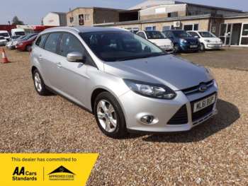 2011 (61) - 1.6 125 Zetec 5dr