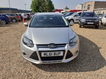 Used Ford Focus 2011 for sale - 74934751: Photo