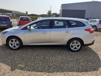 Used Ford Focus 2011 for sale - 74934751: Photo