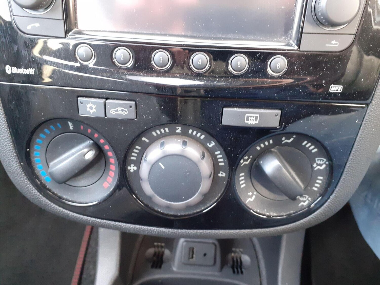 Used Vauxhall Corsa 2015 for sale - 76945664: Photo 19