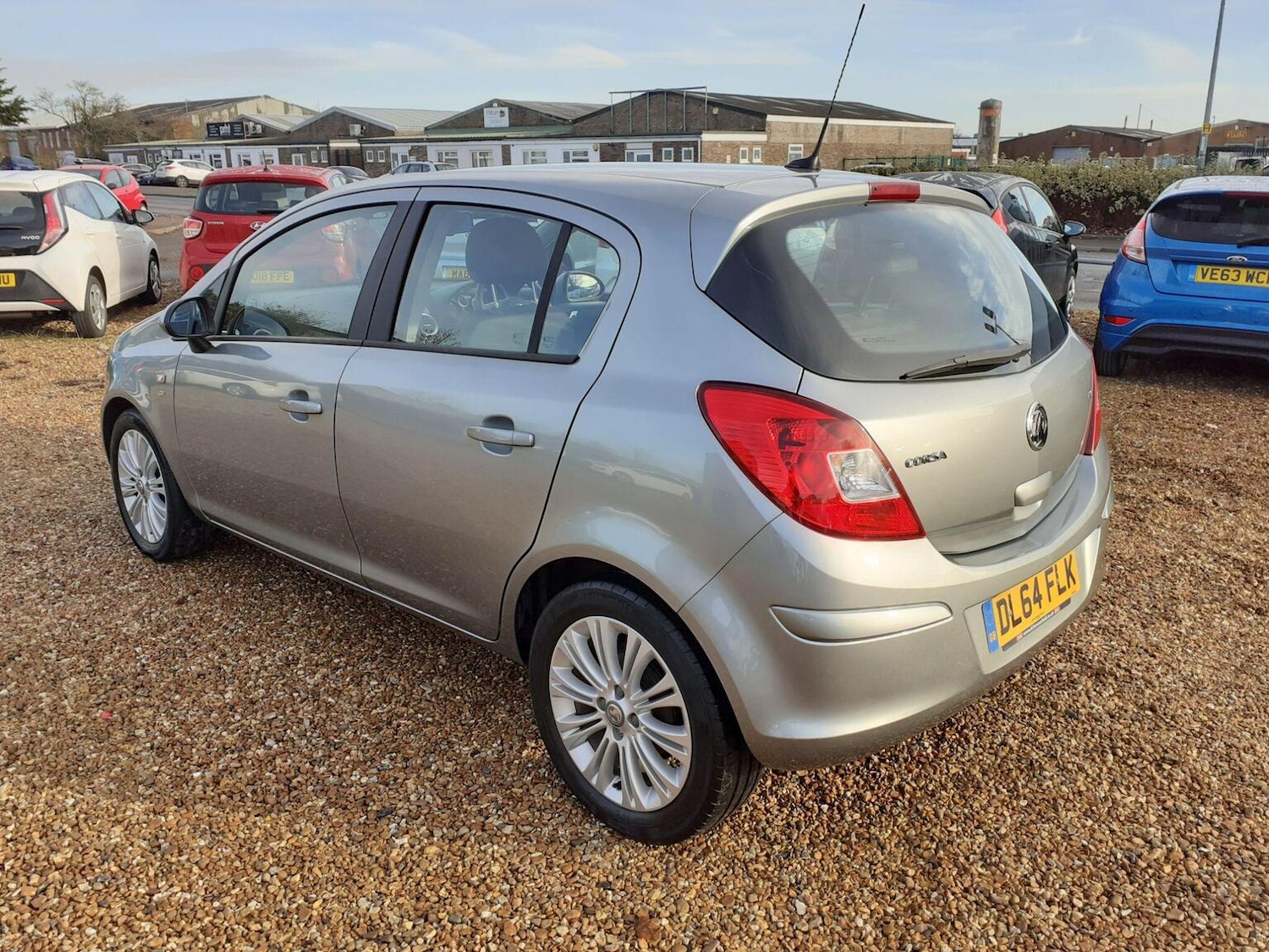 Used Vauxhall Corsa 2015 for sale - 76945664: Photo 5