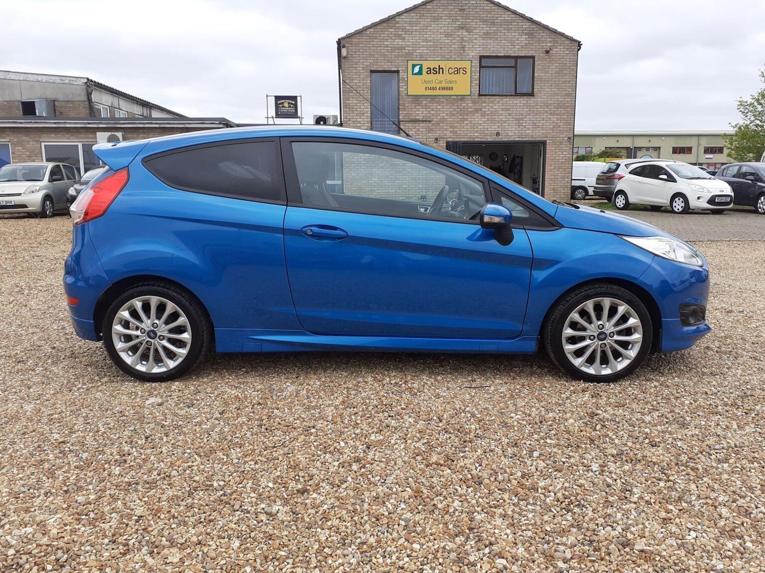 Used Ford Fiesta 2014 for sale - 76945683: Photo 8
