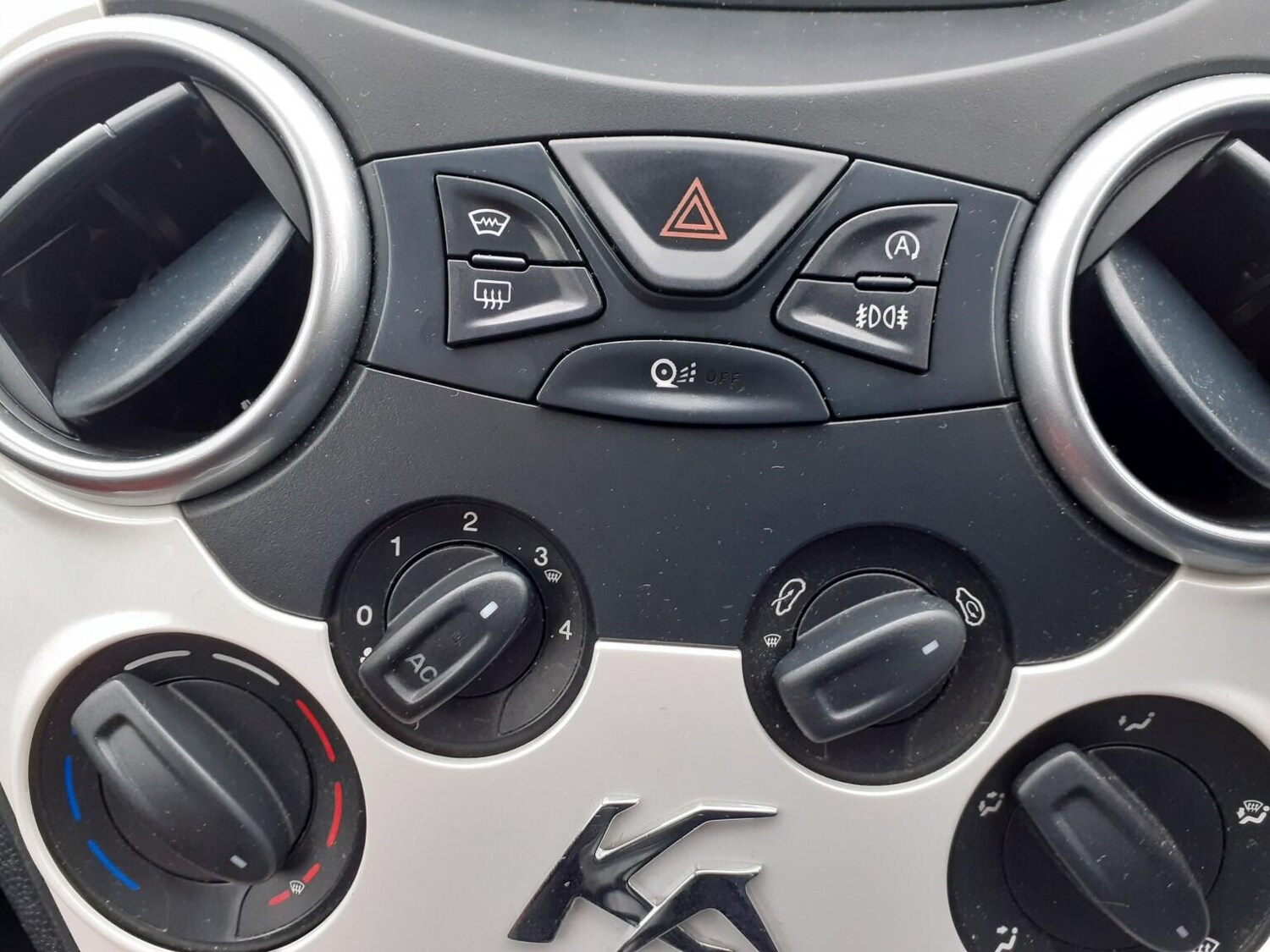 Used Ford Ka 2015 for sale - 77570462: Photo 21