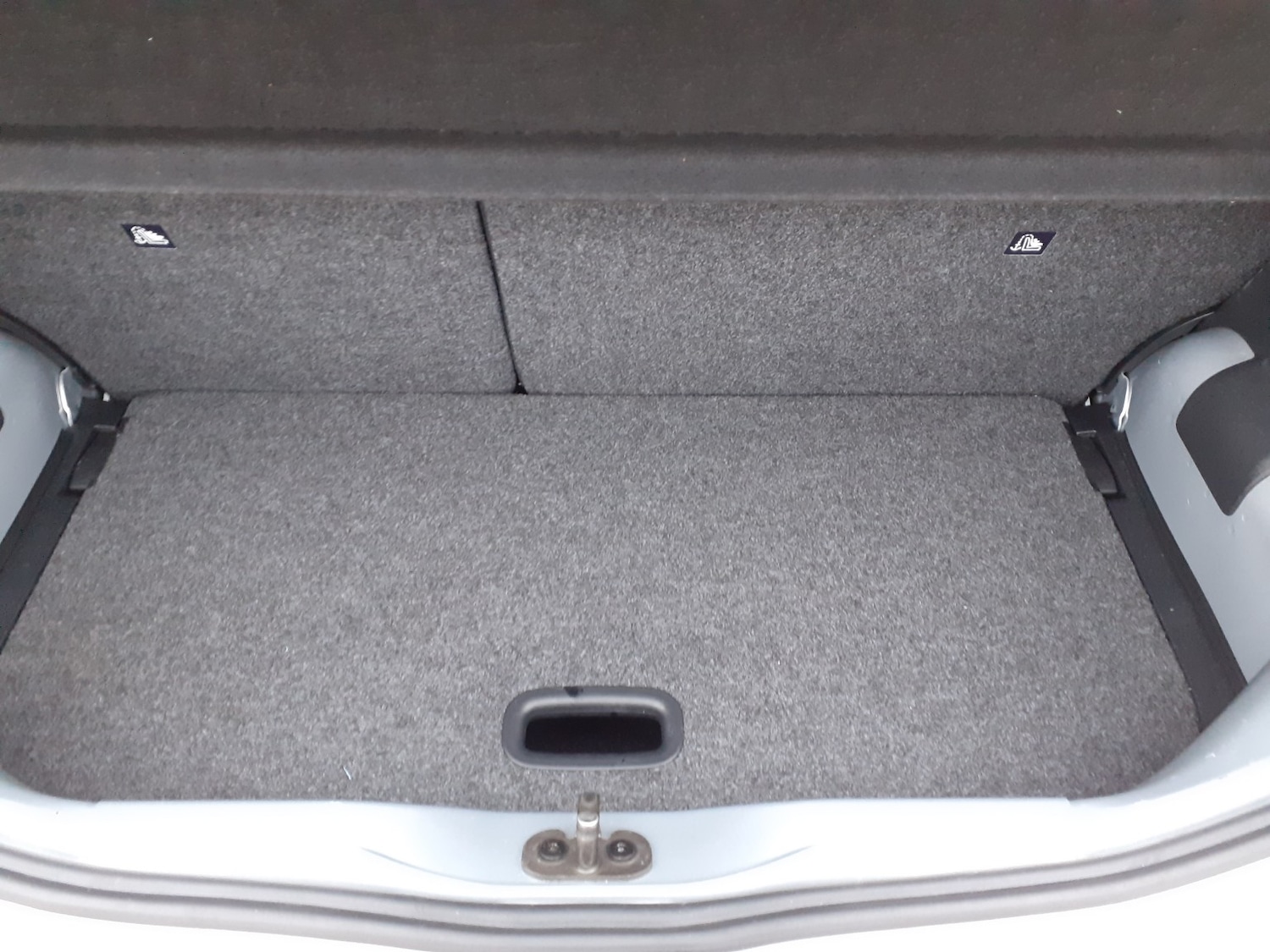 Used Volkswagen up! 2016 for sale - 77038918: Photo 11