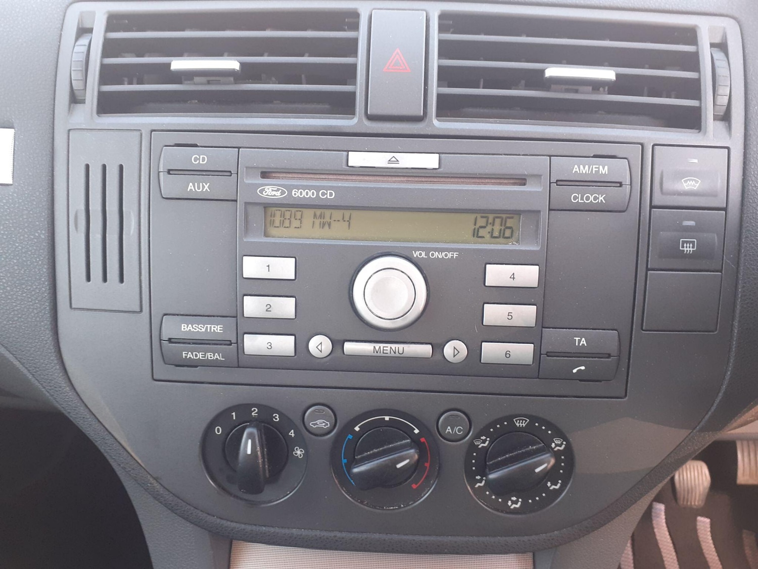 Used Ford Focus C-Max 2005 for sale - 77958193: Photo 17