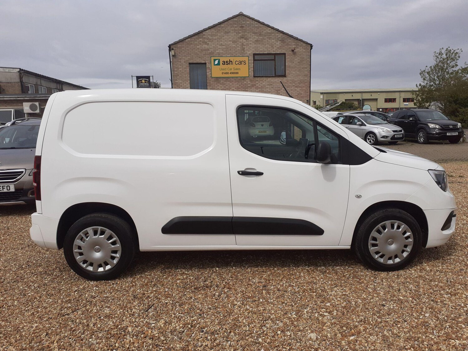 Used Vauxhall Combo 2020 for sale - 77570472: Photo 10