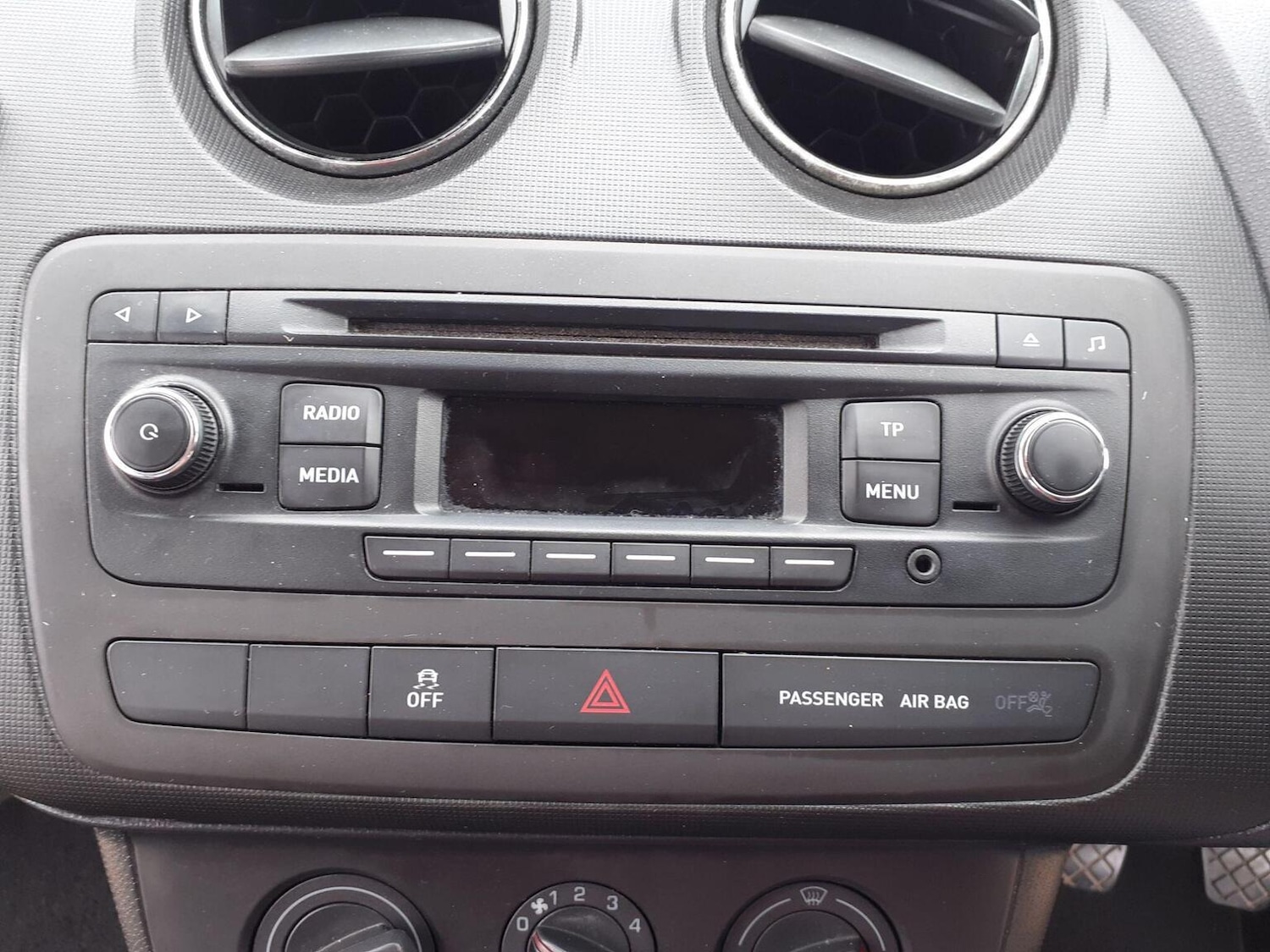 Used SEAT Ibiza 2015 for sale - 76945678: Photo 16