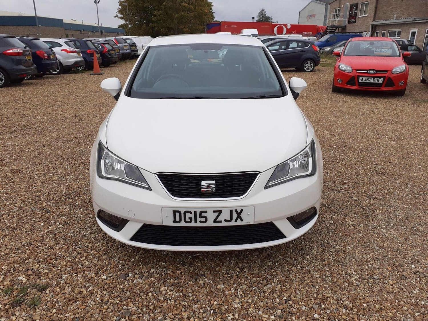 Used SEAT Ibiza 2015 for sale - 76945678: Photo 2