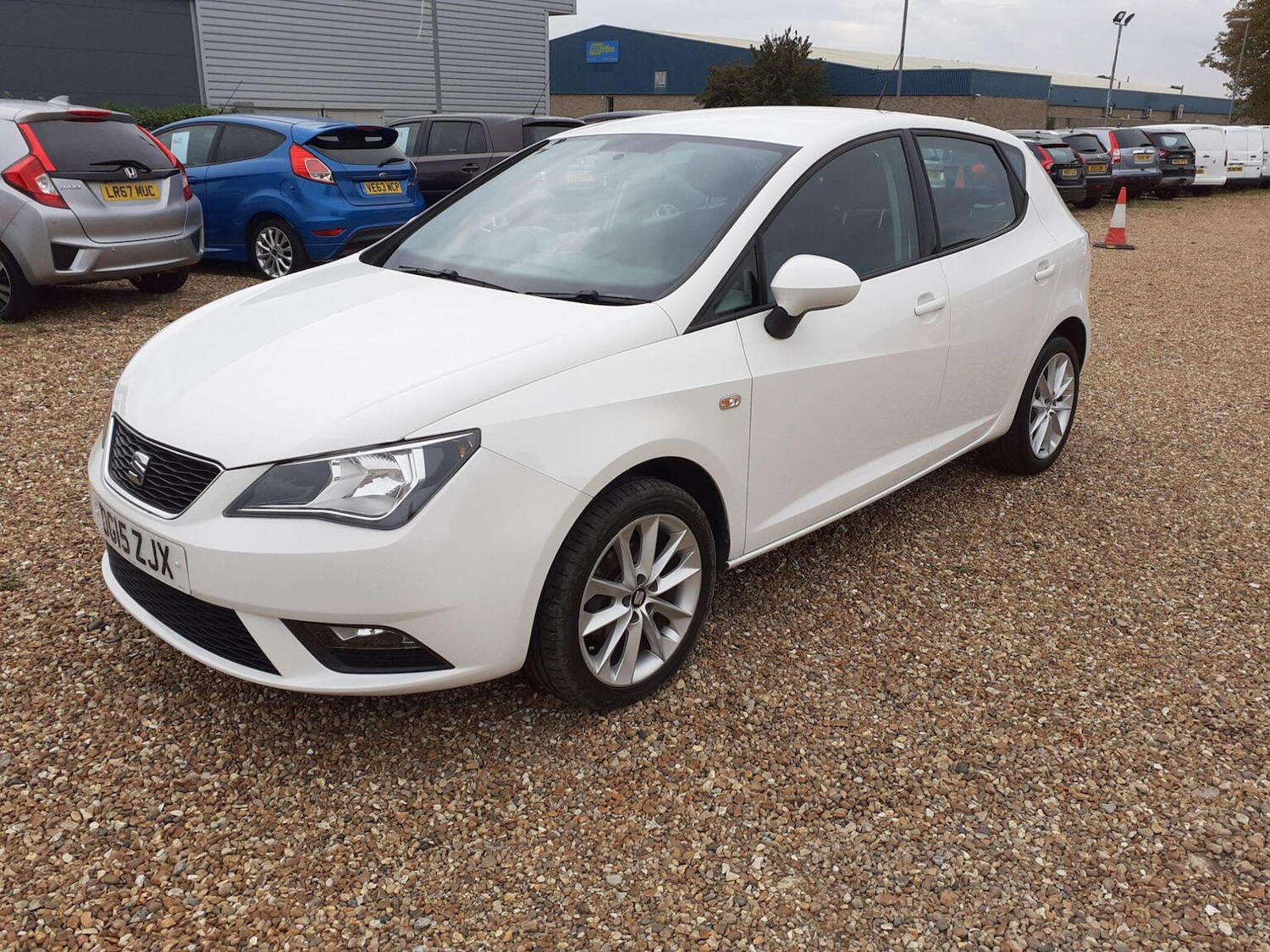 Used SEAT Ibiza 2015 for sale - 76945678: Photo 3