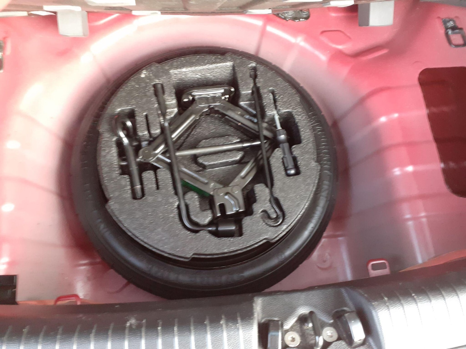 Used Hyundai i10 2018 for sale - 76945674: Photo 11