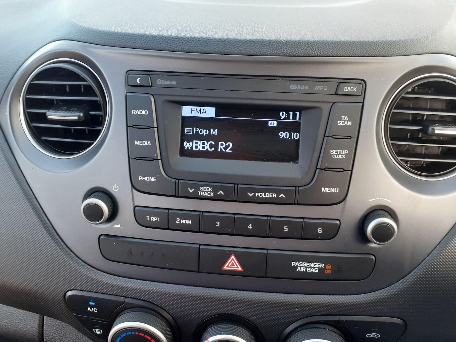 Used Hyundai i10 2018 for sale - 76945674: Photo 14