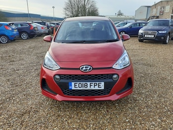 Used Hyundai i10 2018 for sale - 76945674: Photo