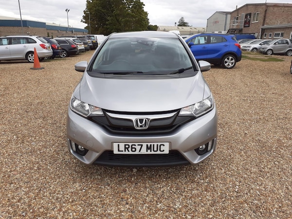 Used Honda Jazz 2017 for sale - 75669911: Photo 2
