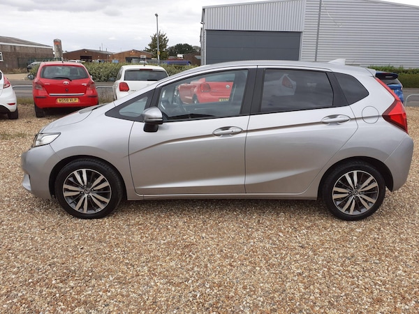 Used Honda Jazz 2017 for sale - 75669911: Photo 4